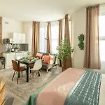 Bright Studio By Hampstead & Kilburn For 4