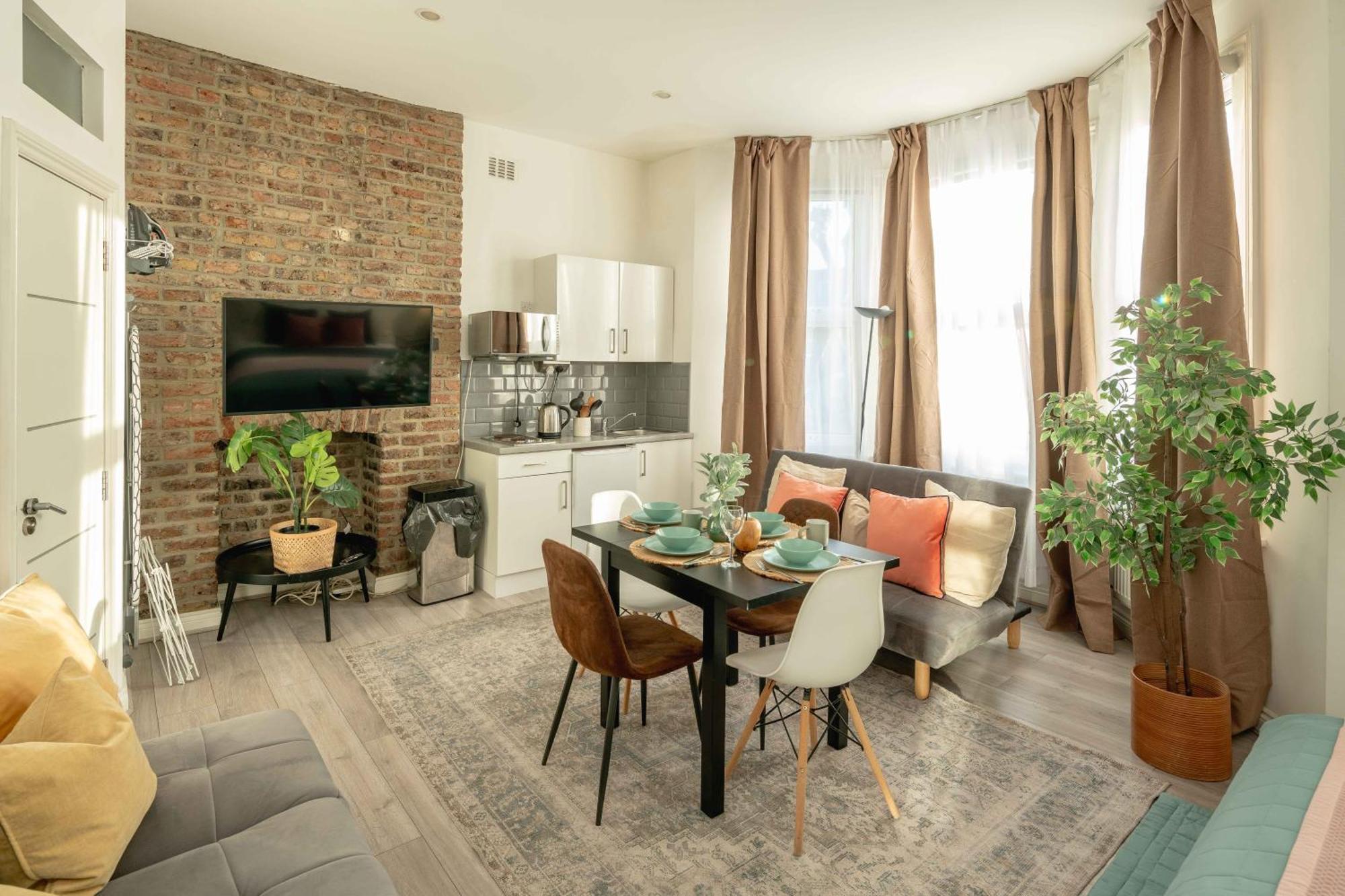 Bright By Hampstead & Kilburn For 4 *
